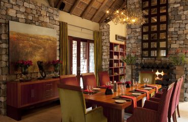 The Morukuru Owner's House dining area where your private butler will prepare 5 star cuisine